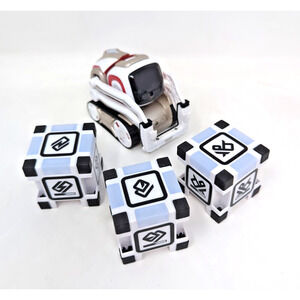 Anki Cozmo Robot w 3 Cubes UNTESTED NO CHARGING DOCK fast shipping